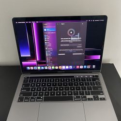MacBook Pro – Excellent Condition – Like New!