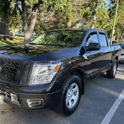 2019 Nissan Titan