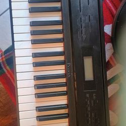 CASIO PRIVIA PX-330 Digital Piano.