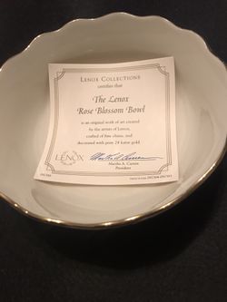 Lenox collection rose blossom bowl