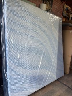 King size mattress Serta I comfort memory foam