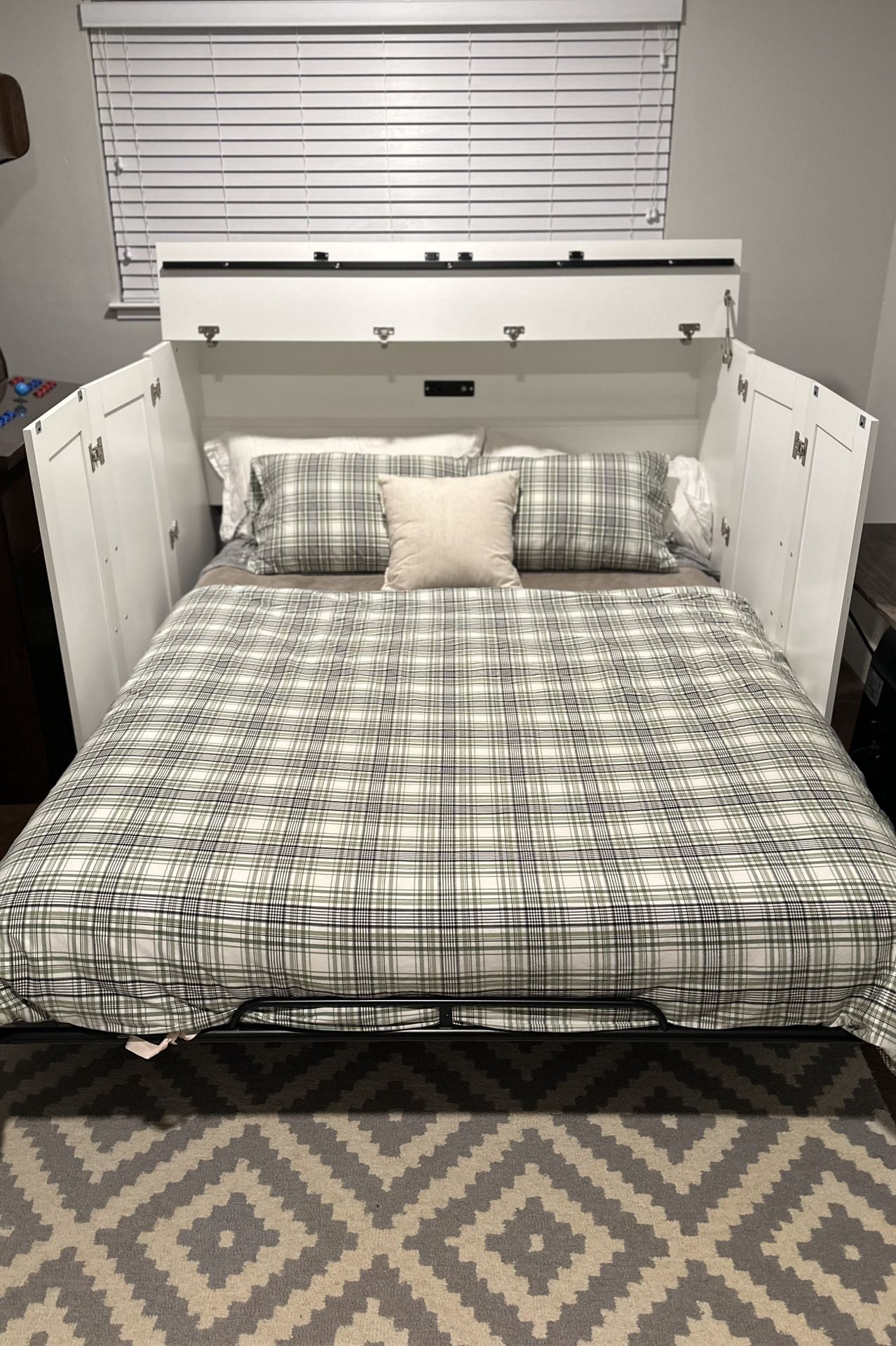 Murphy Bed (Wall Bed/Cabinet Bed) With Queen Mattress and Memory Foam Pad