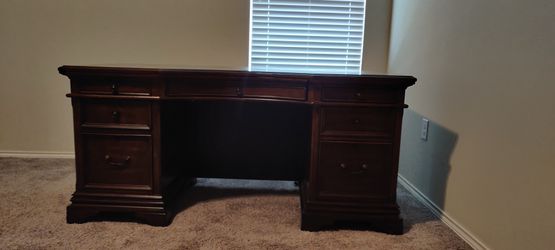 MOVING OUT SALE - Aspenhome Hawthorne Executive Desk - Solid Wood, 66" x 35"