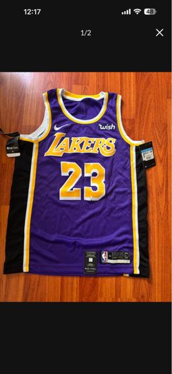 Los Angeles Lakers “LeBron James” Jersey