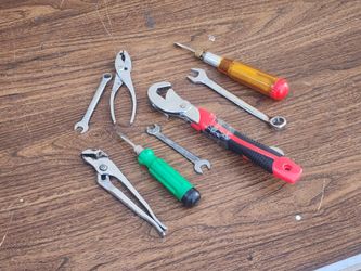 Miscellaneous hand tools