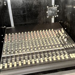 Mackie CR 1604 VLZ Mixer