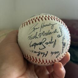 Pelota Firmada