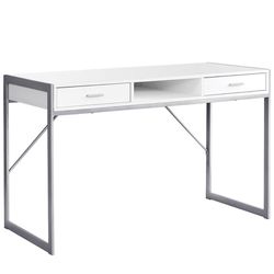 Computor Desk / Work Desk / Kids Bedroom Desk 