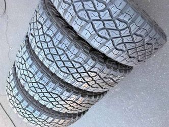 275 70 18 Goodyear tires Con 80% de Vida Las 4