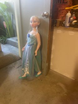 Elsa doll
