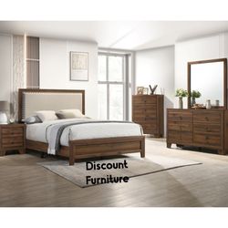 Queen Size 5 Pc Bedroom Set With Mattresses