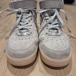 Nike Air Force 1 Mid Suede Light Grey Gum Sole Reflective Strap Size 6.5