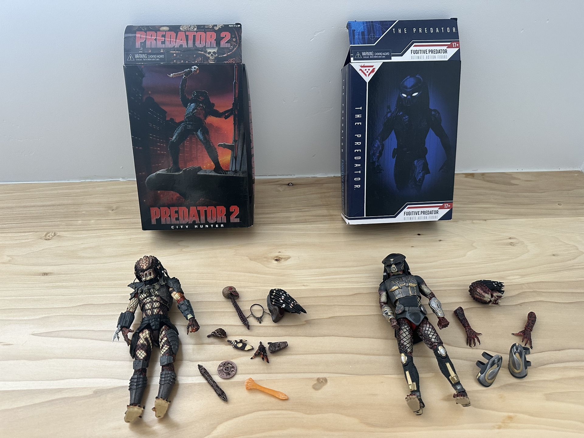 NECA The Predator 2 City Hunter & The Predator Fugitive Predator