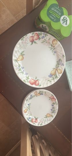 corral Fruit Pattern Ceramic Dinner and Salad Plates