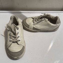 Cotton on kids shoes size 8c