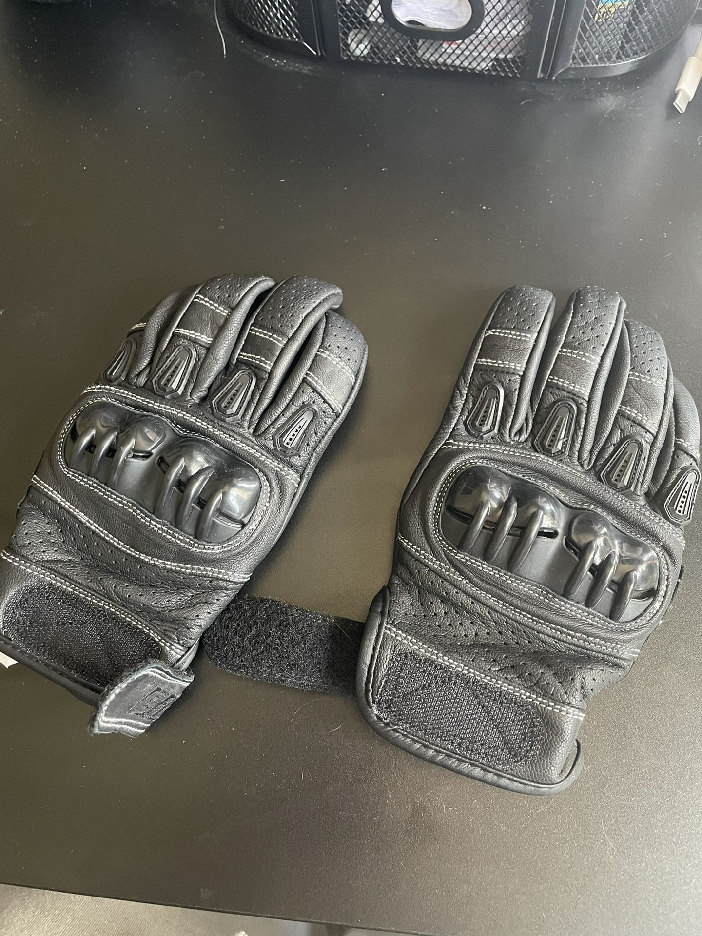 BILT hard knuckle motorcycle gloves women