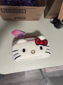 Hello Kitty Makeup Bag NEW