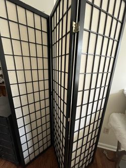 Foldable Divide Screen