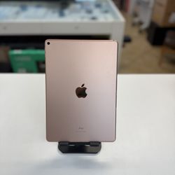iPad Air 10.5inch latest iOS 26 PINK color 256Gb Excellent Condition
