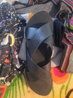 Van Sandals