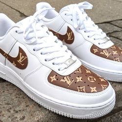 Customize Sneakers LV