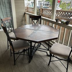 Dining Table And 4 Chairs 