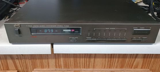 JVC T-X202 FM/AM Quartz Synthesizer Stereo Tuner - Vintage Vintage Hi-Fi - Made in Japan