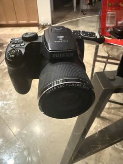 Fujifilm FinePix S9900W Camera Kit - 50x Zoom, Wi-Fi, Brand New Still in Original Box & Extras