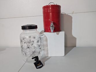 New 2pcs  Gallon Kitchen Party Drink Beverage Dispenser Home Essentials Plastic and Ceramic 