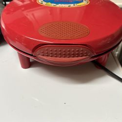 QUESADILLA MAKER. 