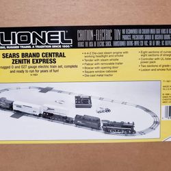 Lionel train Sears and Zenith Box Cars