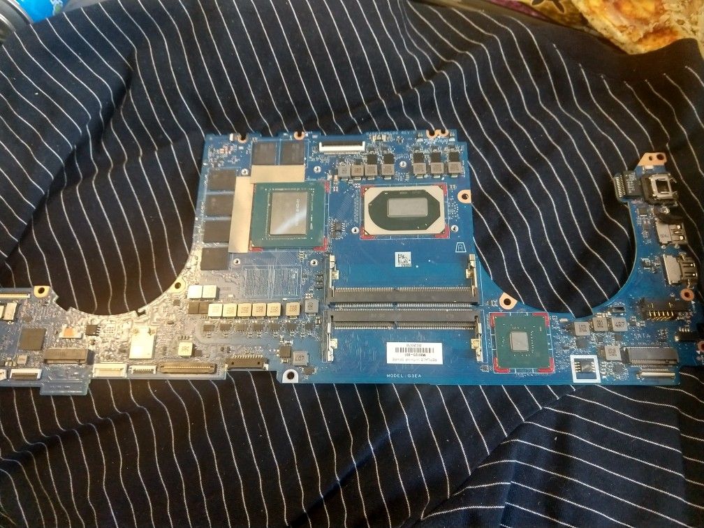 HP OMEN 15-EK0013DX Motherboard - i7-10750H, RTX 2060