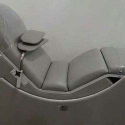 ASI Hampton 24” Tattoo Parlor Chair -