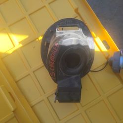 2015 jeep Cherokee gas cover