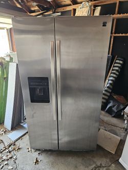 Working Refrigerator 