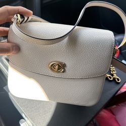 COACH BAG WITH GOLD CHAIN TAKING OFFERS