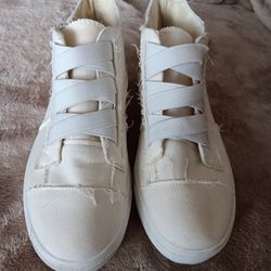 Cute Shoes Size 9