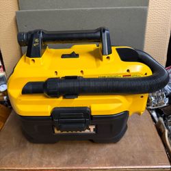 DEWALT DCV580 20V MAX Cordless Wet/Dry Vac 2 Gal HEPA
