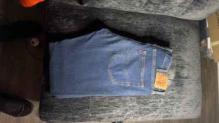 512 Levi’s Jeans