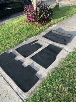 Floor Mats Tesla Y -OEM Mfg.