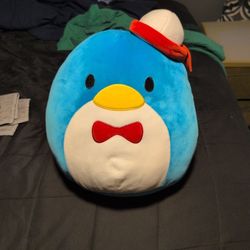Sanrio Squishmallow - TuxedoSam