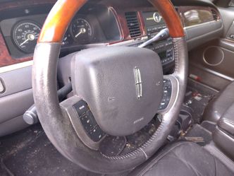 2009 Lincoln Town Car