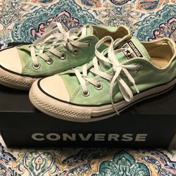 Converse  - Size 5.5 Womens