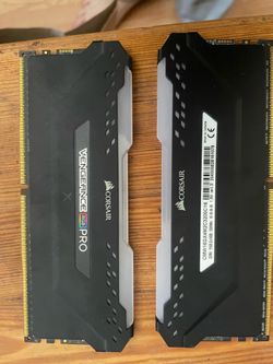 Corsair Vengeance RGB Pro 16gb (2x8) Ram