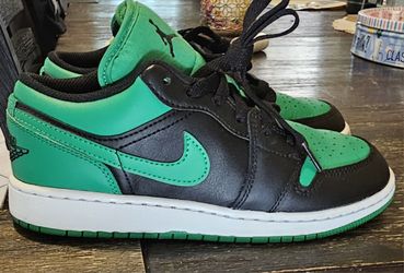 Youth Air Jordan 1 (Lucky Green)