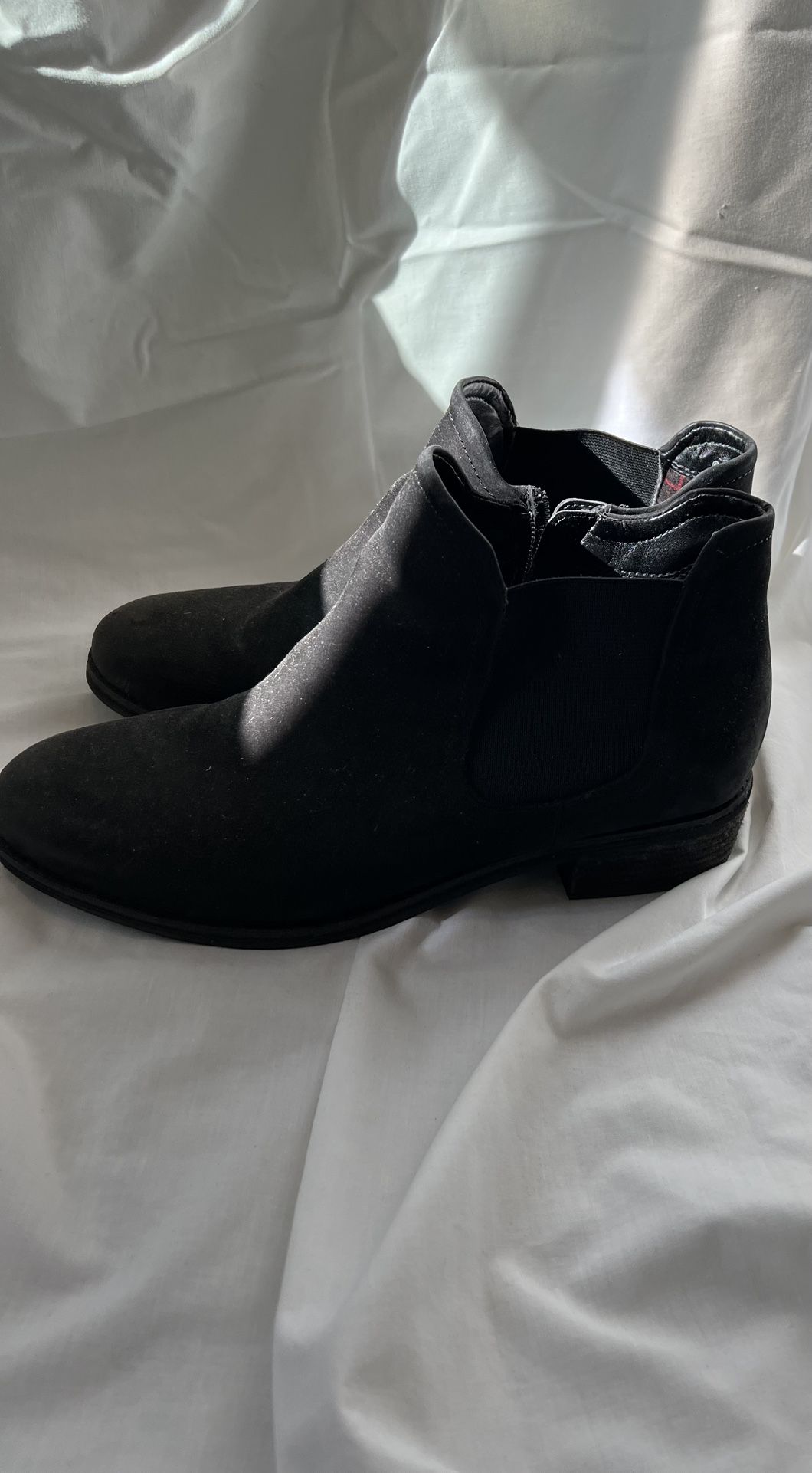 Blondo Waterproof Black Boots Size 11B