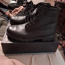 For Sale A Pair Of Almost New Timberland Leather Construction Boots