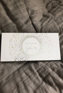 Jaclyn hill palette