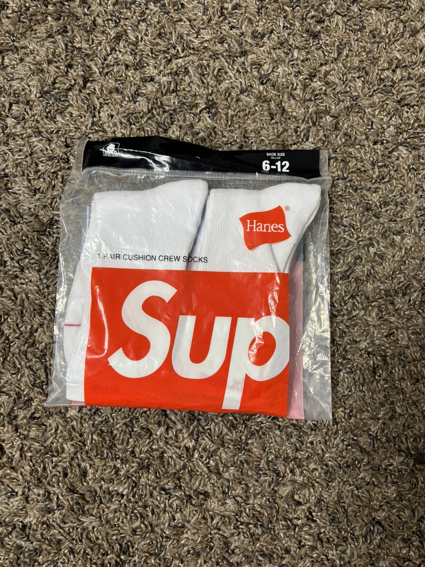 Supreme Socks