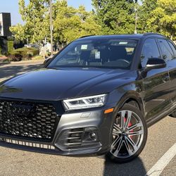 2020 Audi SQ5